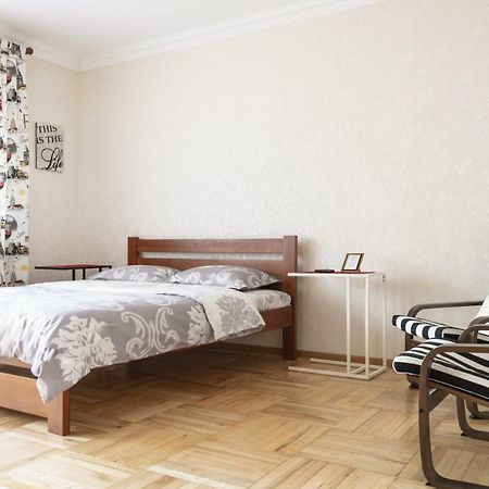 Reflect Apartment Minsk Esterno foto