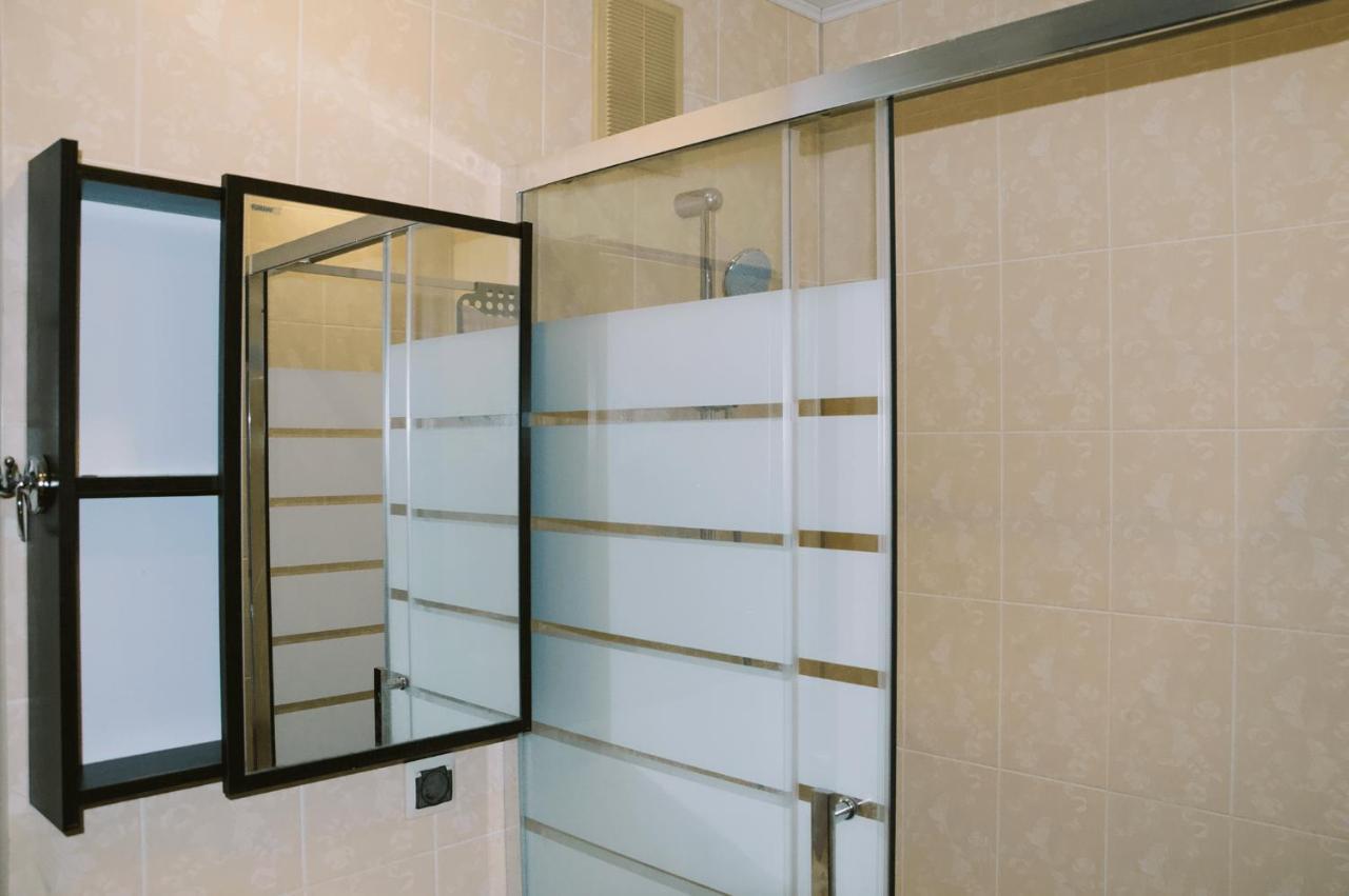 Reflect Apartment Minsk Esterno foto
